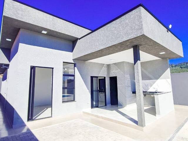 Casa para Venda em Atibaia - 2