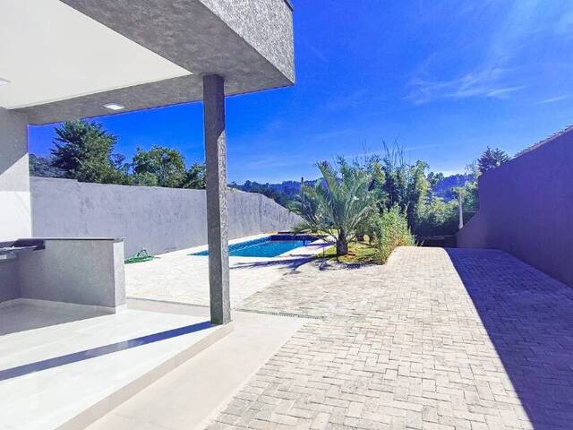 Casa para Venda em Atibaia - 3