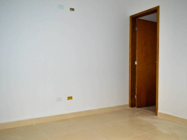 Sobrado para Venda em Atibaia - 4