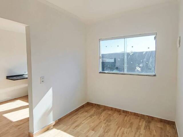 Casa para Venda em Piracaia - 4