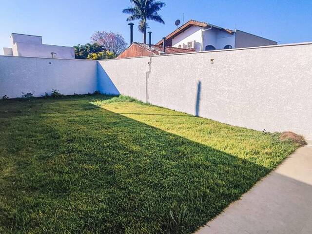 Sobrado para Venda em Atibaia - 2