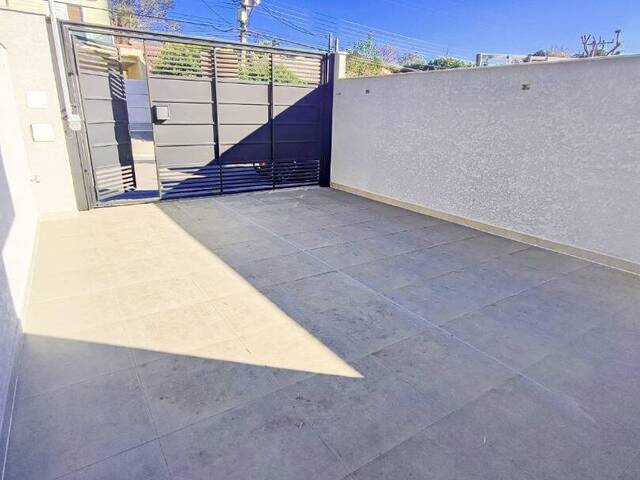 Sobrado para Venda em Atibaia - 4