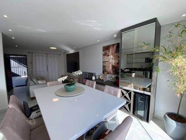 Casa para Venda em Atibaia - 3