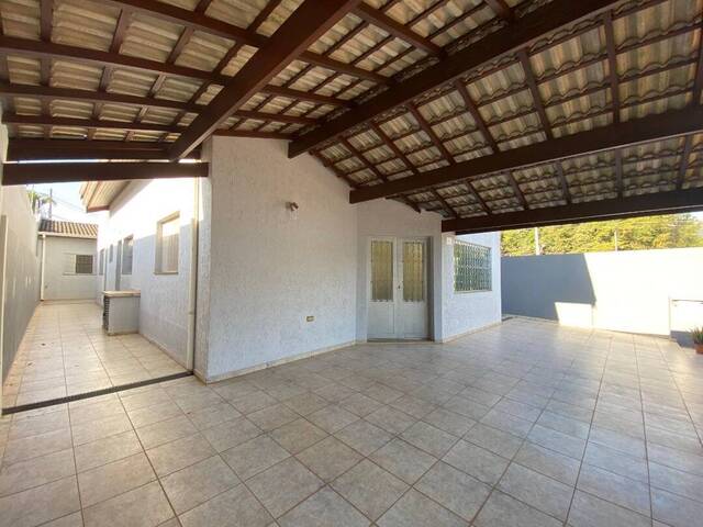 Sobrado para Venda em Atibaia - 4