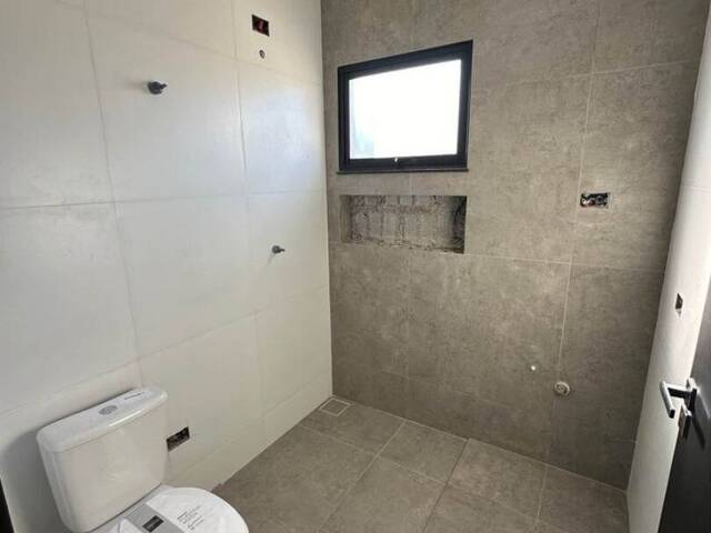 Casa para Venda em Bom Jesus dos Perdões - 4