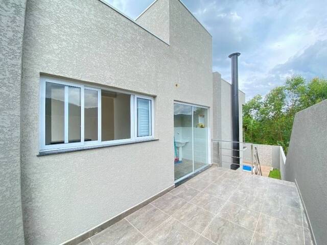 Casa para Locação em Bom Jesus dos Perdões - 2