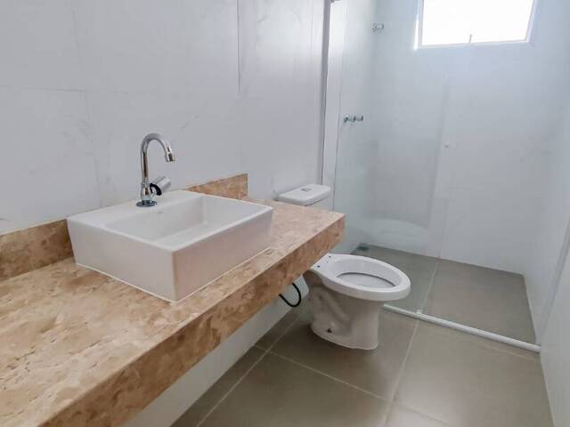 Sobrado para Venda em Atibaia - 3