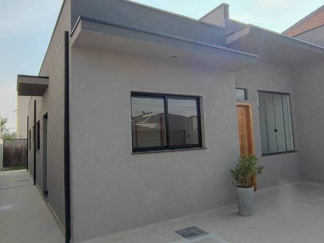 Casa para Venda em Atibaia - 2