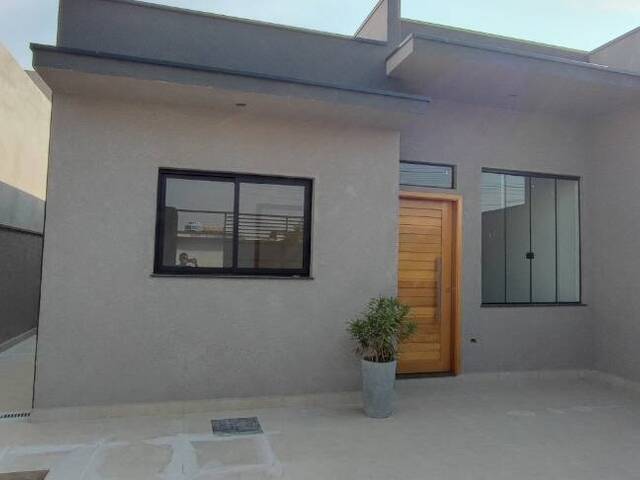 Casa para Venda em Atibaia - 3