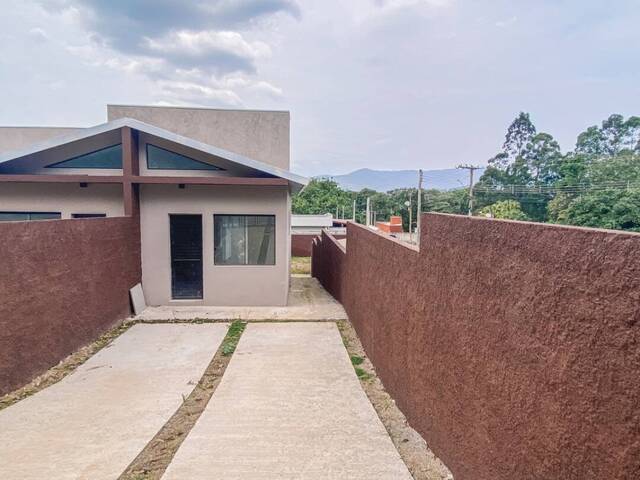 Sobrado para Venda em Atibaia - 4