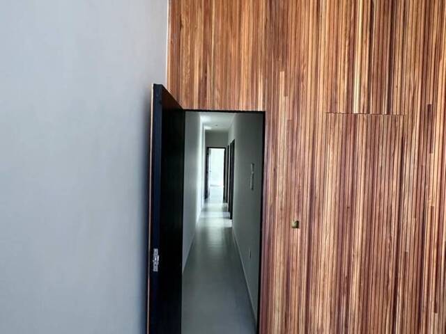 Casa para Venda em Atibaia - 5