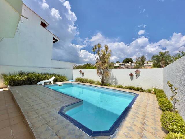 Casa para Venda em Atibaia - 5