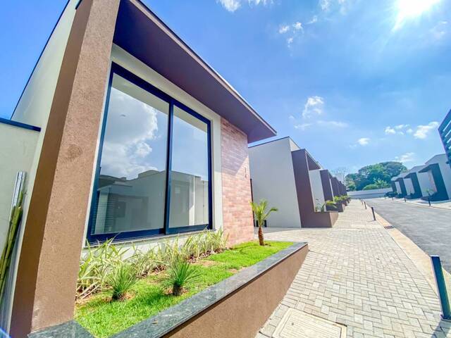 Casa em condomínio para Venda em Atibaia - 2