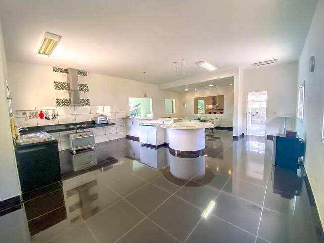 Casa em condomínio para Venda em Atibaia - 2