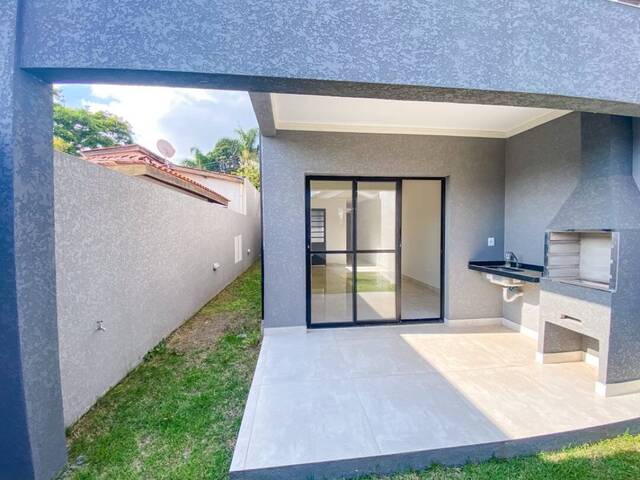 Sobrado para Venda em Atibaia - 4