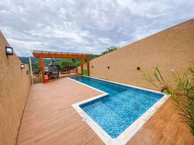 Casa para Venda em Atibaia - 4