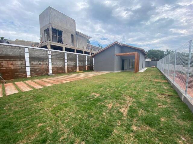 Casa para Venda em Mairiporã - 3