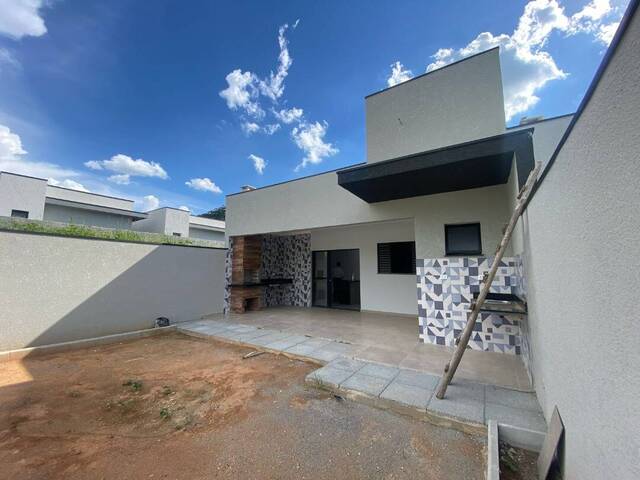 Sobrado para Venda em Atibaia - 2