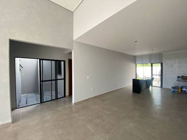 Sobrado para Venda em Atibaia - 5