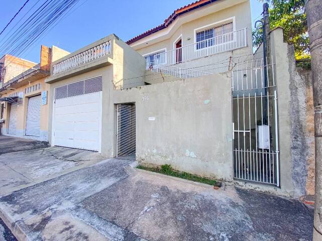 Casa para Venda em Bom Jesus dos Perdões - 2