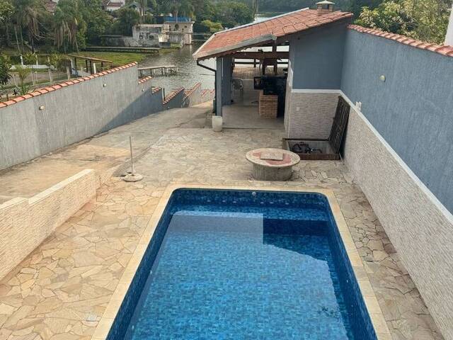 Sobrado para Venda em Atibaia - 2