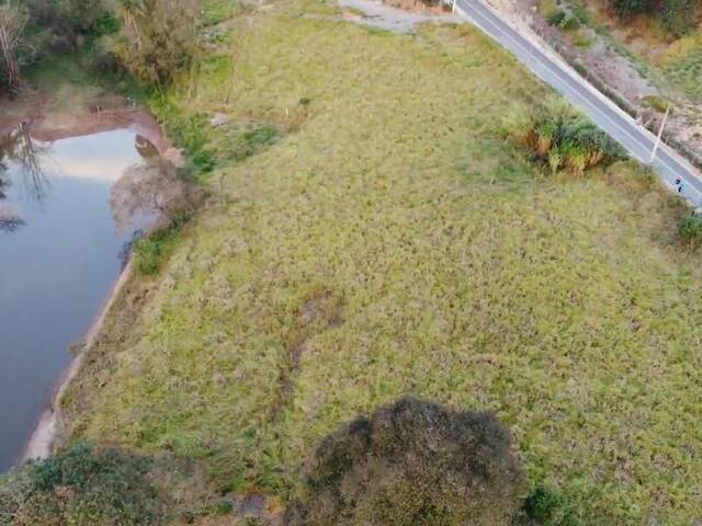 Terreno para Venda em Vargem - 3