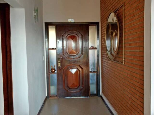 Casa para Venda em Atibaia - 3