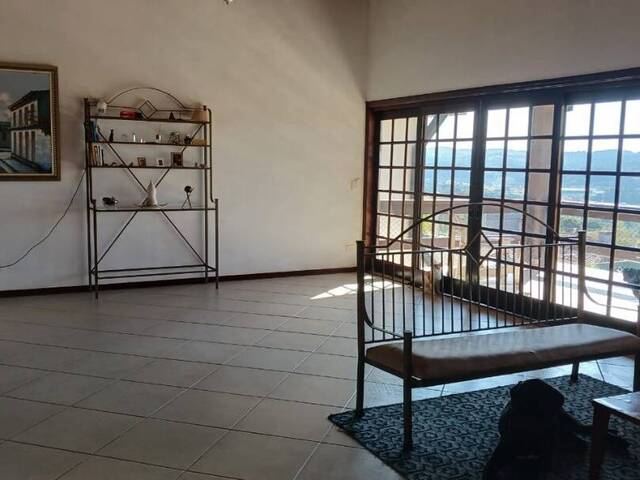 Casa para Venda em Atibaia - 5