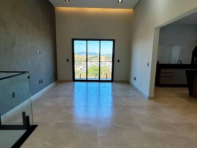 Casa para Venda em Bragança Paulista - 2