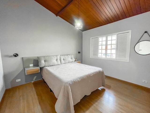 Casa para Venda em Atibaia - 5