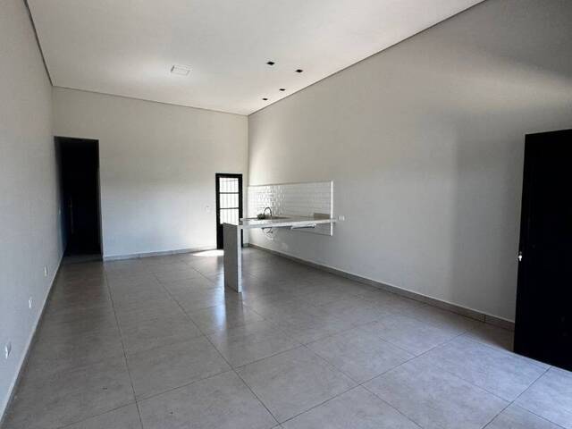 Casa para Venda em Atibaia - 2