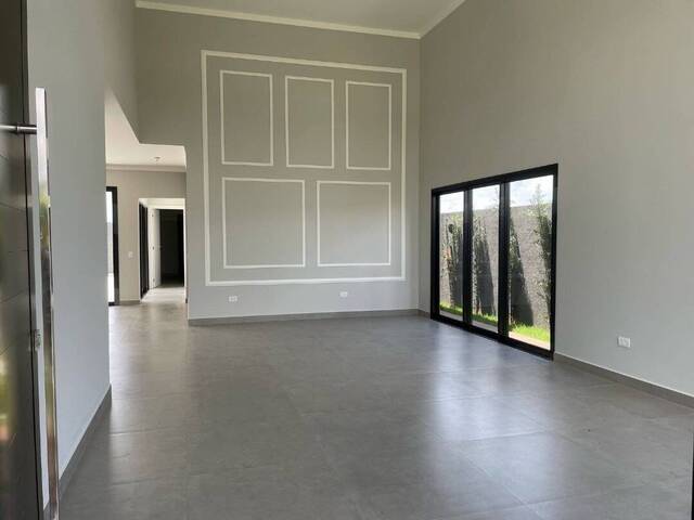 Casa em condomínio para Venda em Atibaia - 3