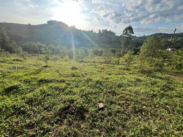 Área para Venda em Atibaia - 4